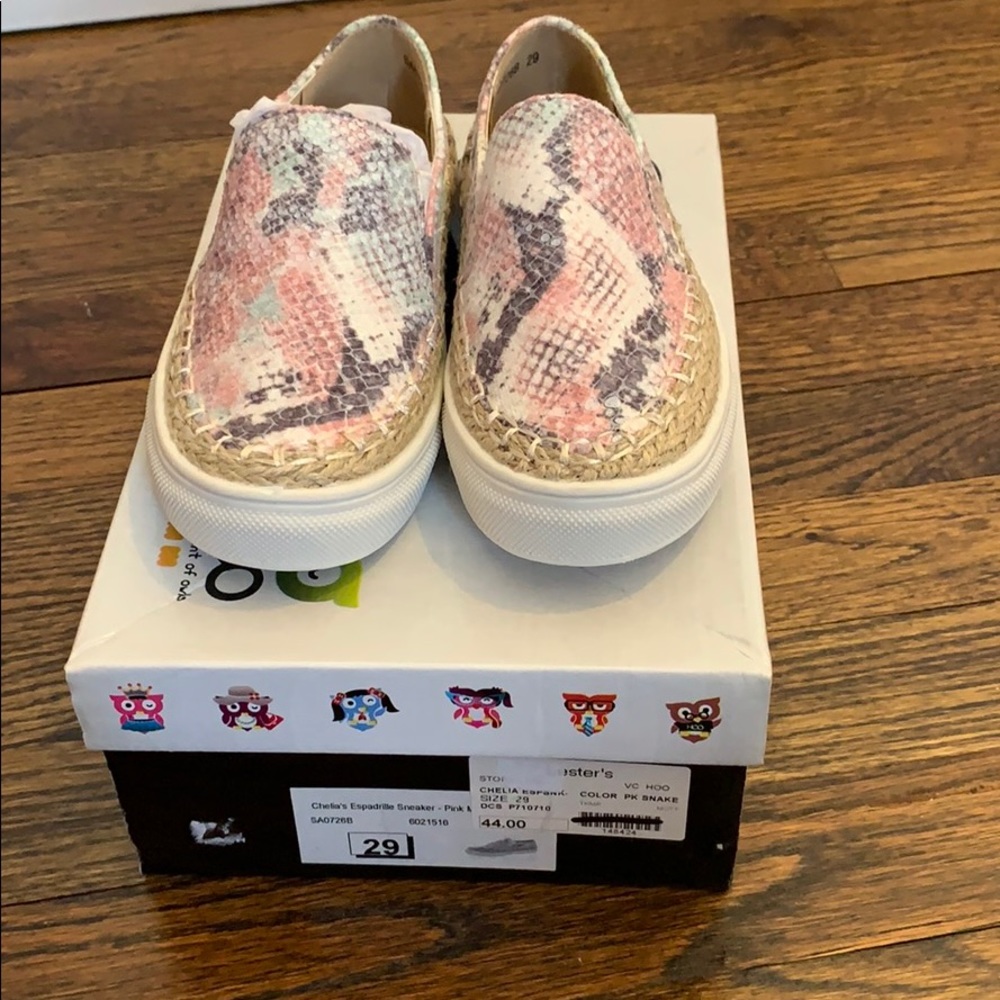Girls Hoo shoes